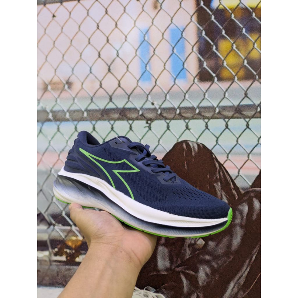 DIADORA Original Picole Sneakers Shoes Pria