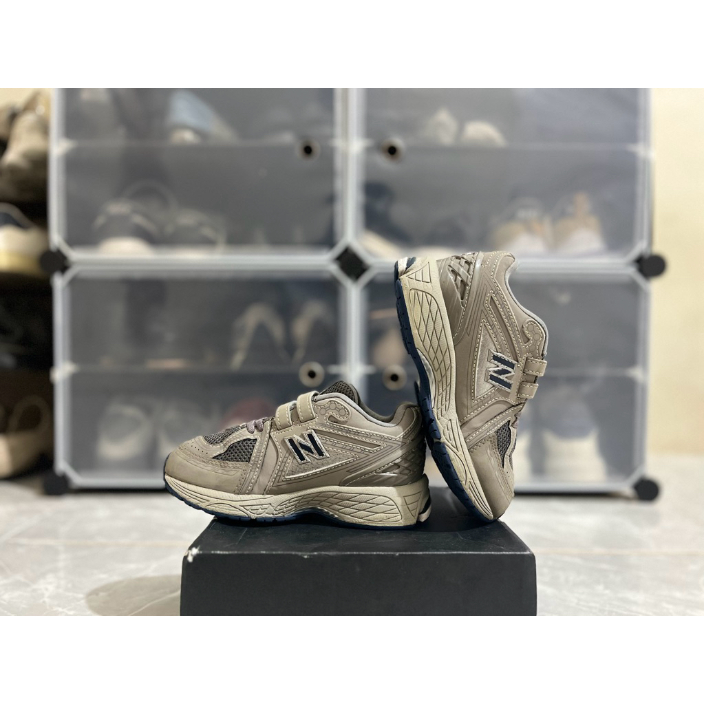 Sepatu Anak Preloved/Second Kids NB 1906R Insole 17.5 cm