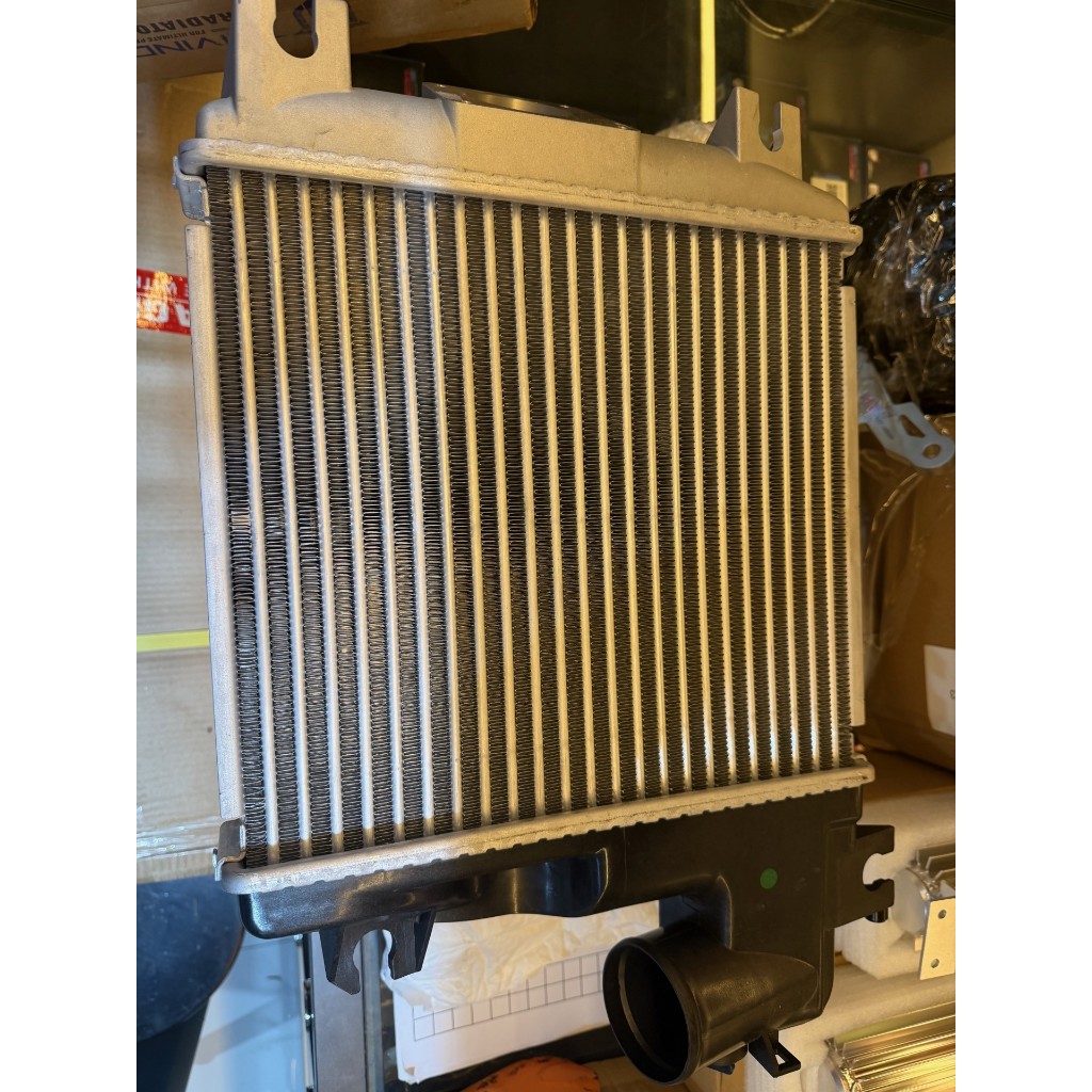 INTERCOOLER HILUX VIGO FORTUNER VNT 2KD 1KD