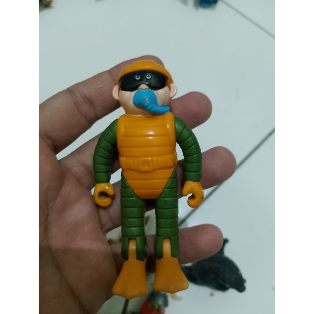 mainan bekas junk campuran jual sesuai difoto