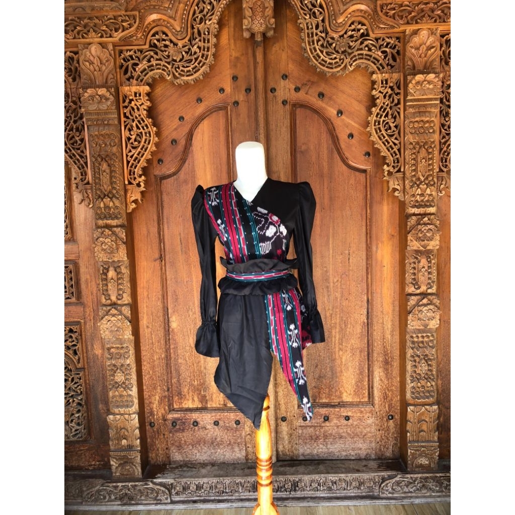 Tunik tenun | Tunik etnik | atasan tenun | atasan etnik | blus wanita | atasan wanita tenun