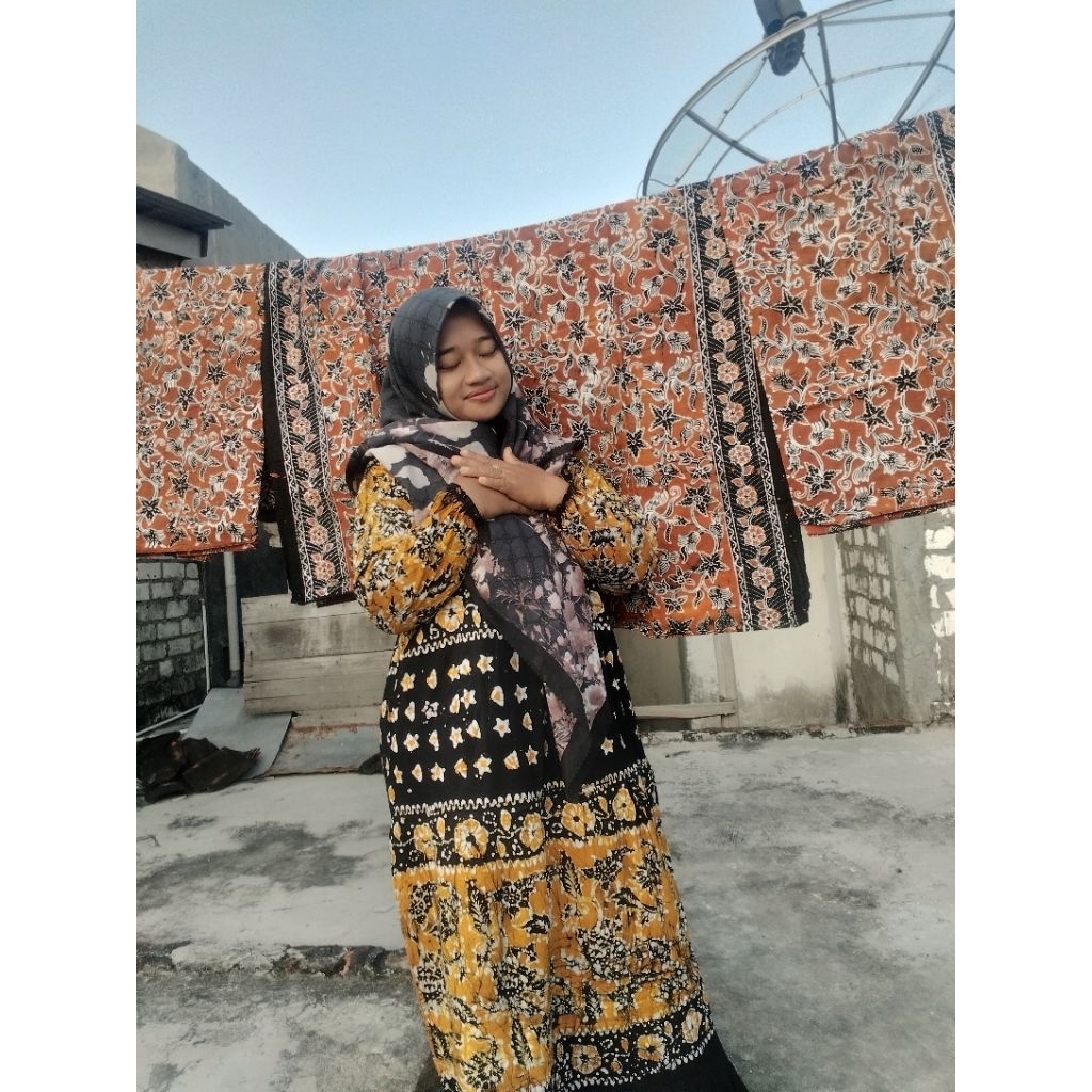 DASTER CANDA BATIK TUBAN ASLI DARI PRODUSEN MELAYANI ECER DAN GROSIR BAHAN KAOS ADEM BERKUALITAS