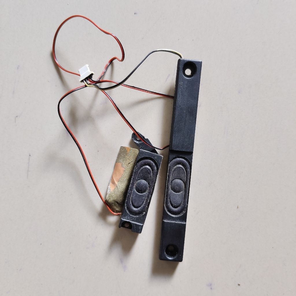 Speaker Salon Laptop Notebook Axioo Neon TVW cabutan normal tested mulus no minus suara jernih siap 