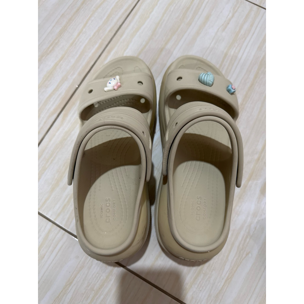 crocs original preloved