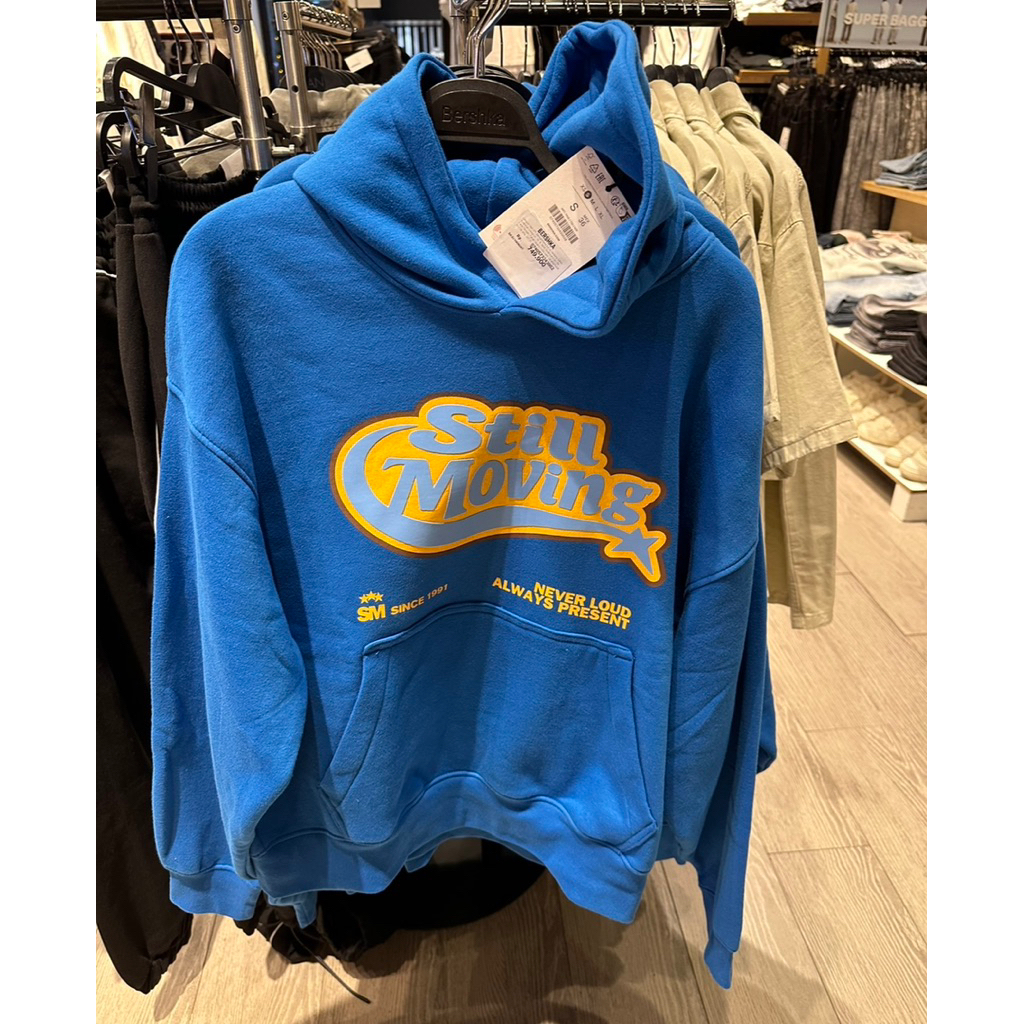Hoodie Pria Bershka