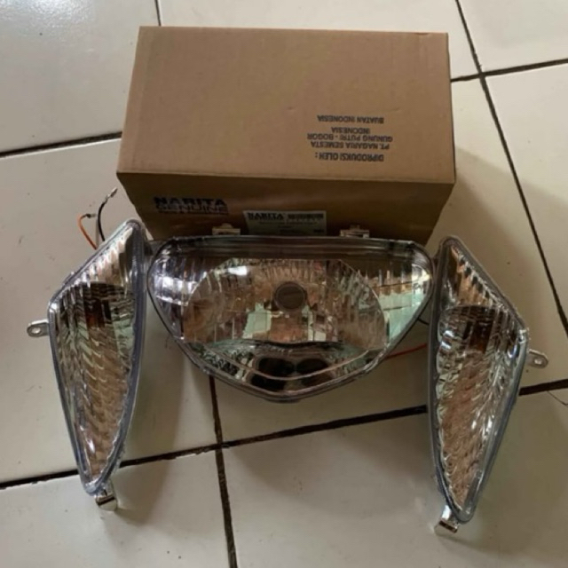 reflektor depan mio sporty reflektor sein+batok sporty