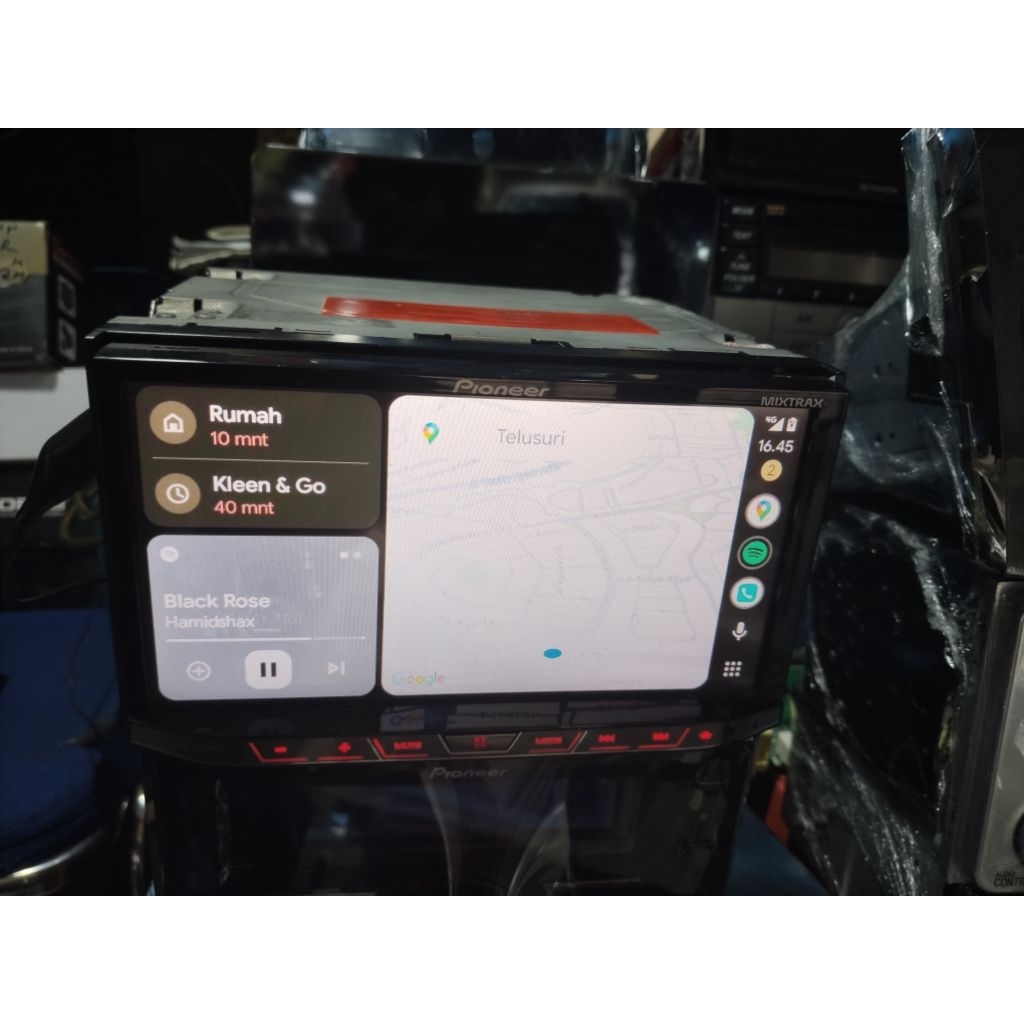Double Din Pioneer AVH-X8850BT Bekas