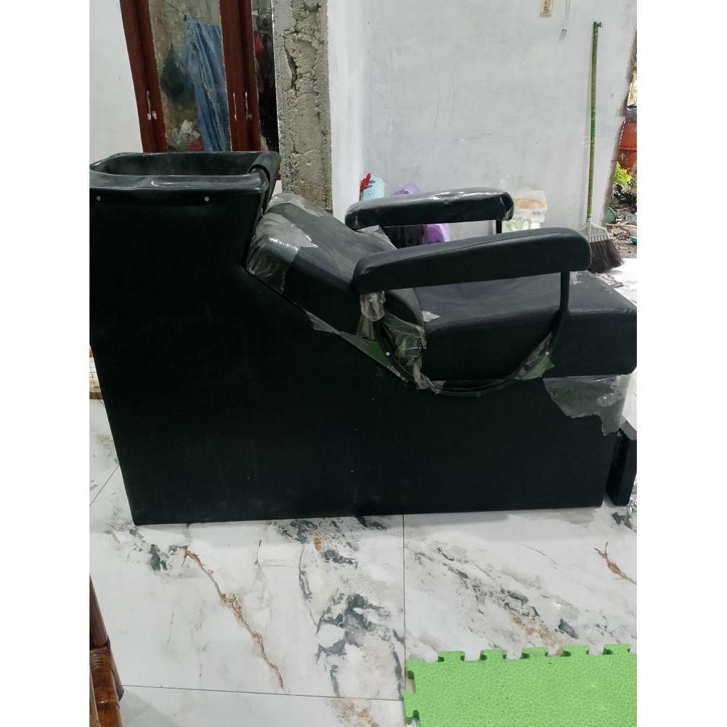 kursi keramas salon bekas