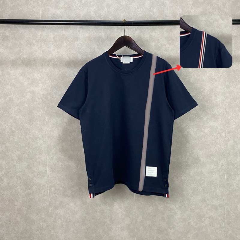 Kaos Pria Lengan Pendek Cotton Motif Garis Biru Putih