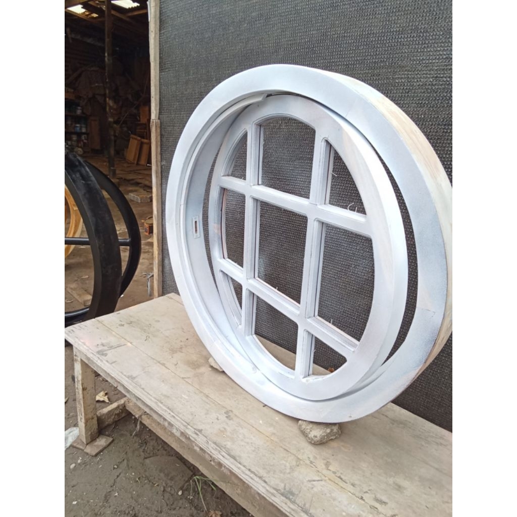Jendela Kusen Bulat Minimalis diameter 50cm kayu jati solid Fb4_50