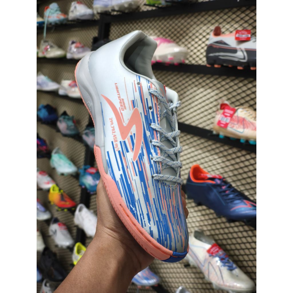 SEPATU FUTSAL SPECS LIGHTSPEED REBORN IN