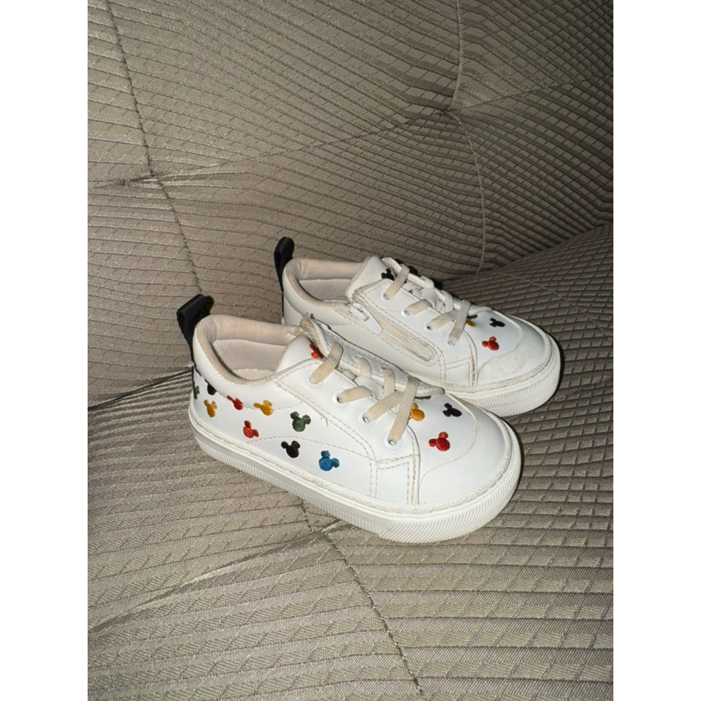 sepatu anak zara disney