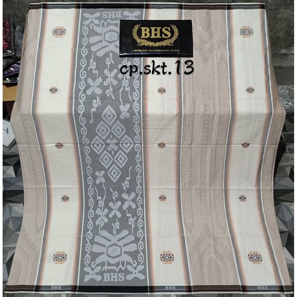 Sarung BHS Excellent Songket Afkir / Copper