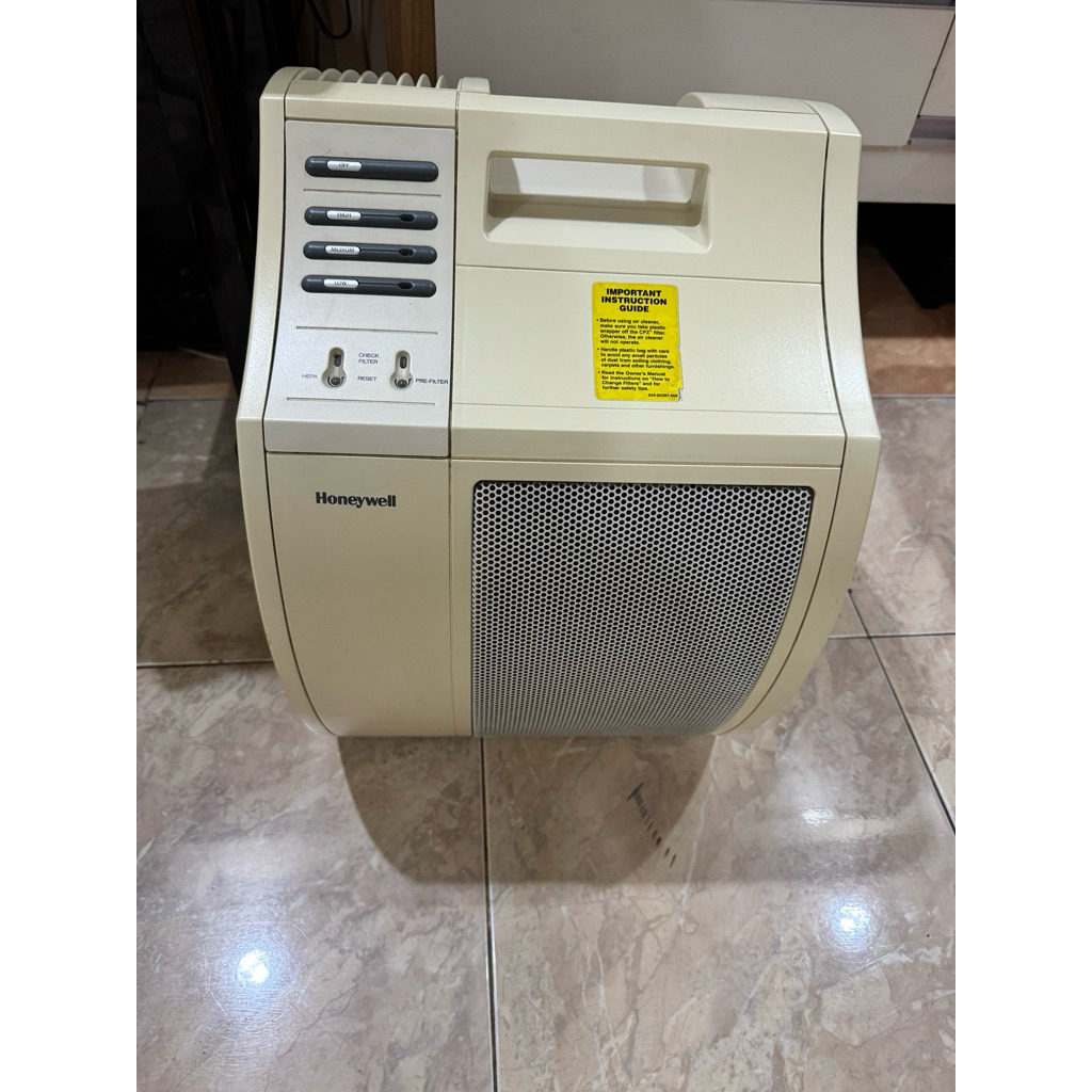 Preloved Honeywell Air Purifier with Hepa