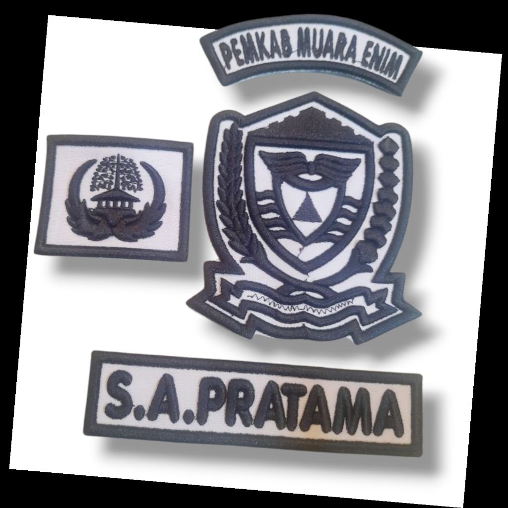 Bordir timbul logo 3d