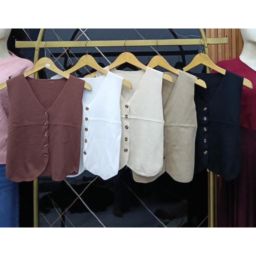 Vest rajut kancing wanita