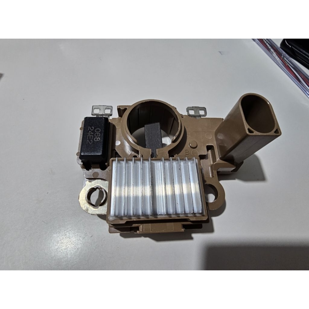 ic regulator dinamo cas carry st100 extra Karimun wagon R