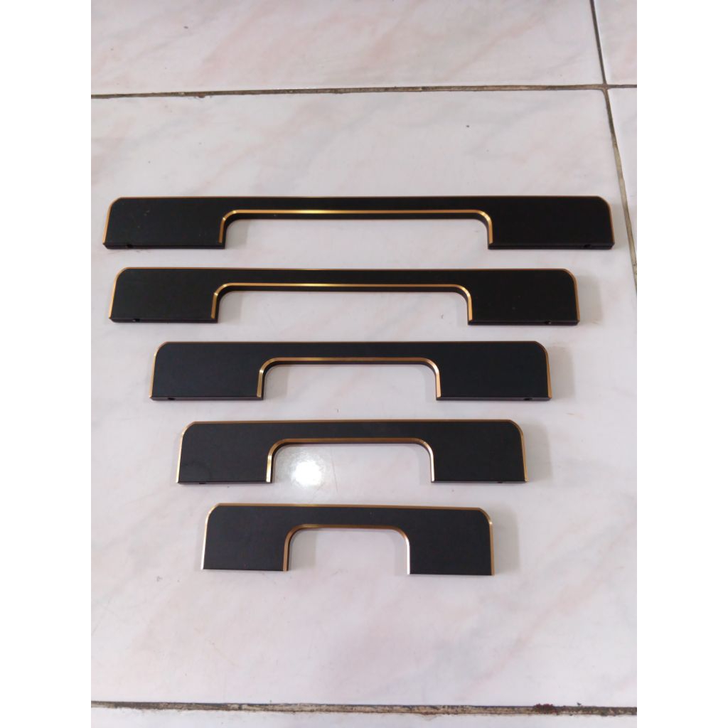 Handle Tarikan Lemari Laci Minimalis Black Gold