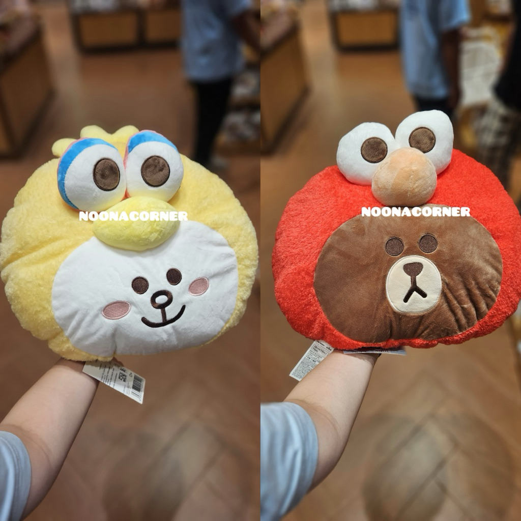 Miniso x Line ‼️ Bantal Sofa / Throw Pillow LINE FRIENDS x SESAME STREET Collections (38cm) Brown El