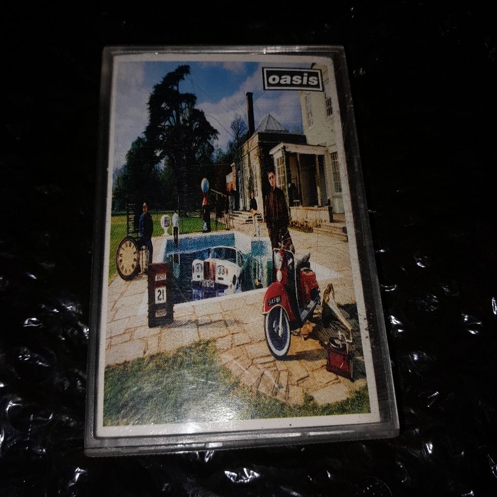 kaset pita oasis be here now