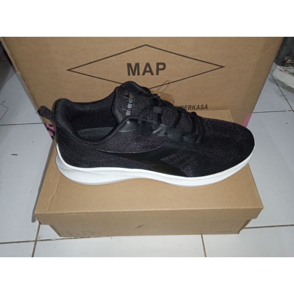 Sepatu Pria Diadora Mirco Mens Original100 100%