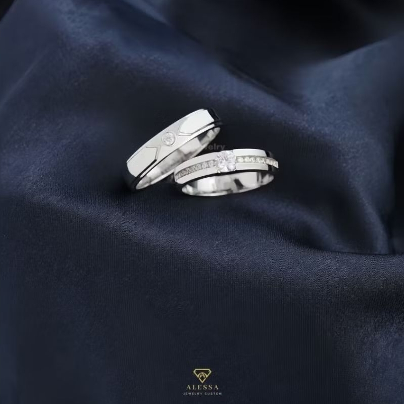 Cincin Couple Emas Putih 5% & Palladium 5% (Cincin Tunangan)