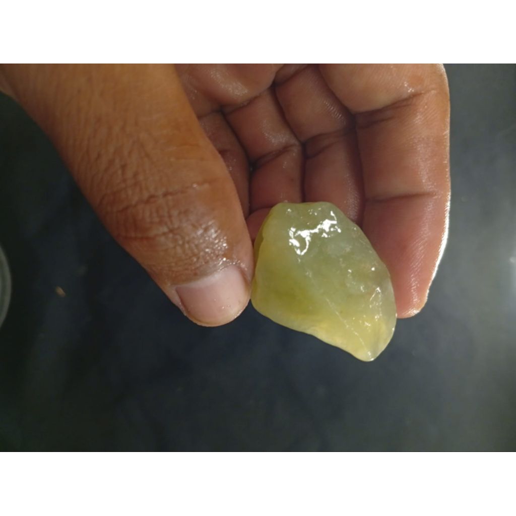 hasil temuan alam batu Giok hijau x putih 1