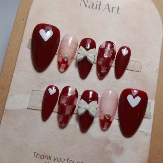 press on nails/ nail art maroon/ fake nails