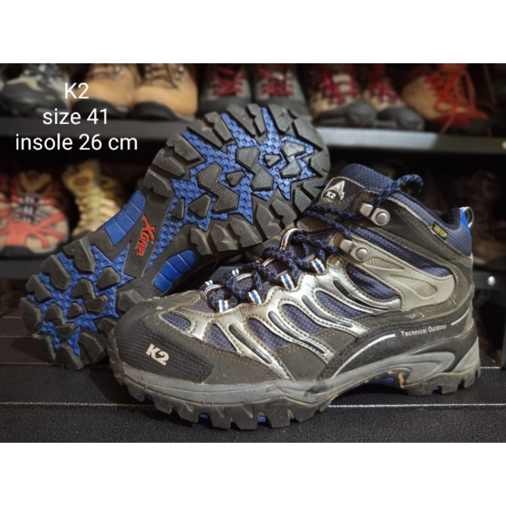 sepatu outdoor second