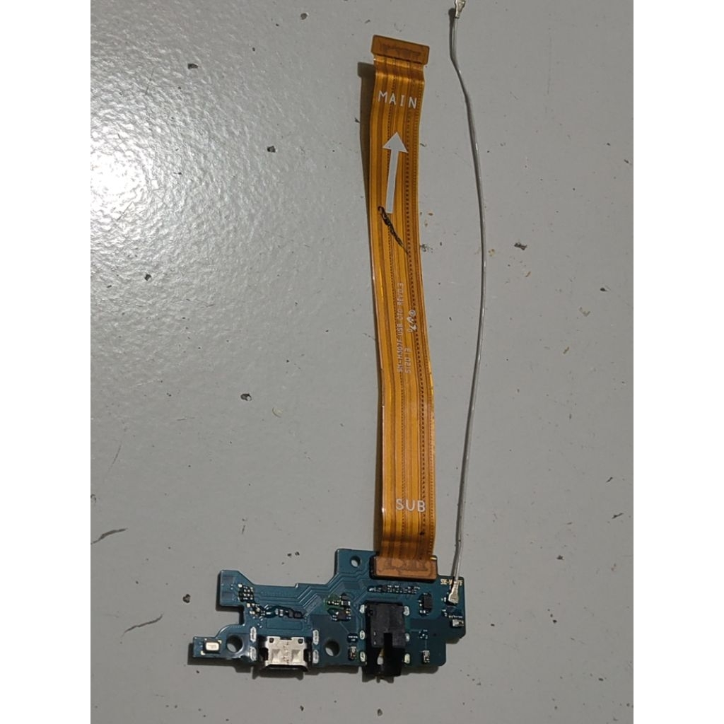 papan cas flexible kabel antena Samsung m21 ori copotan