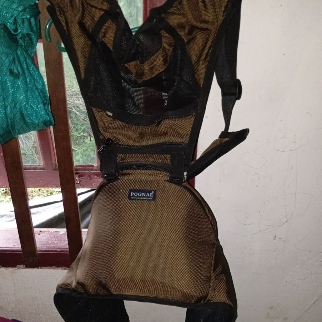 Gendongan preloved hipsit pognae