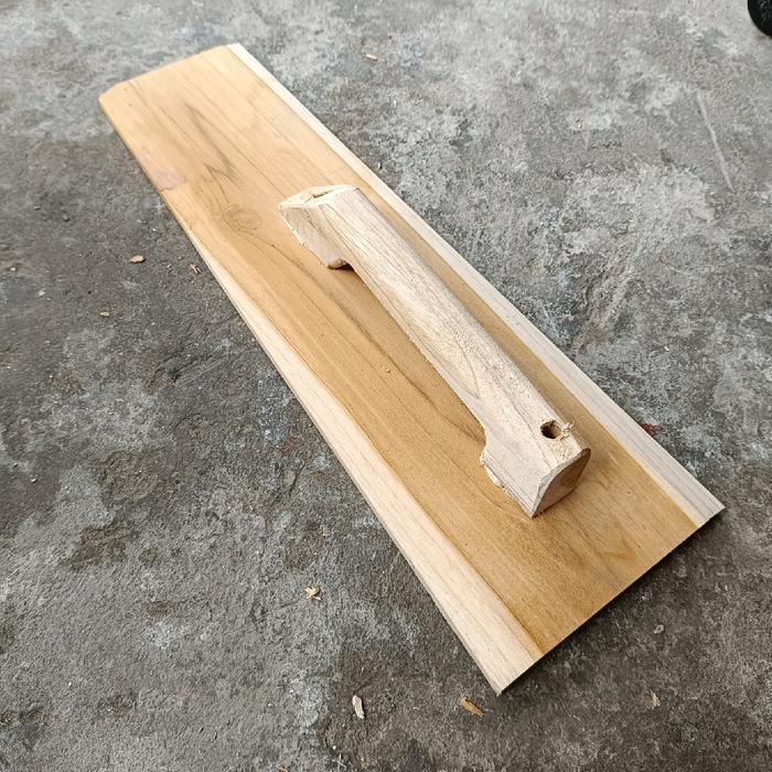 Roskam Kayu jati 40 CM / Kasutan Plesteran