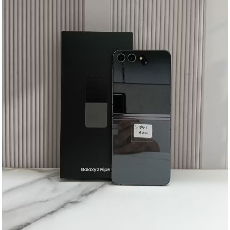 Samsung galaxy z flip 5 5g 8/512 second