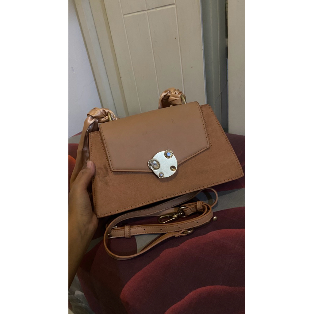 PRELOVED TAS WANITA CK