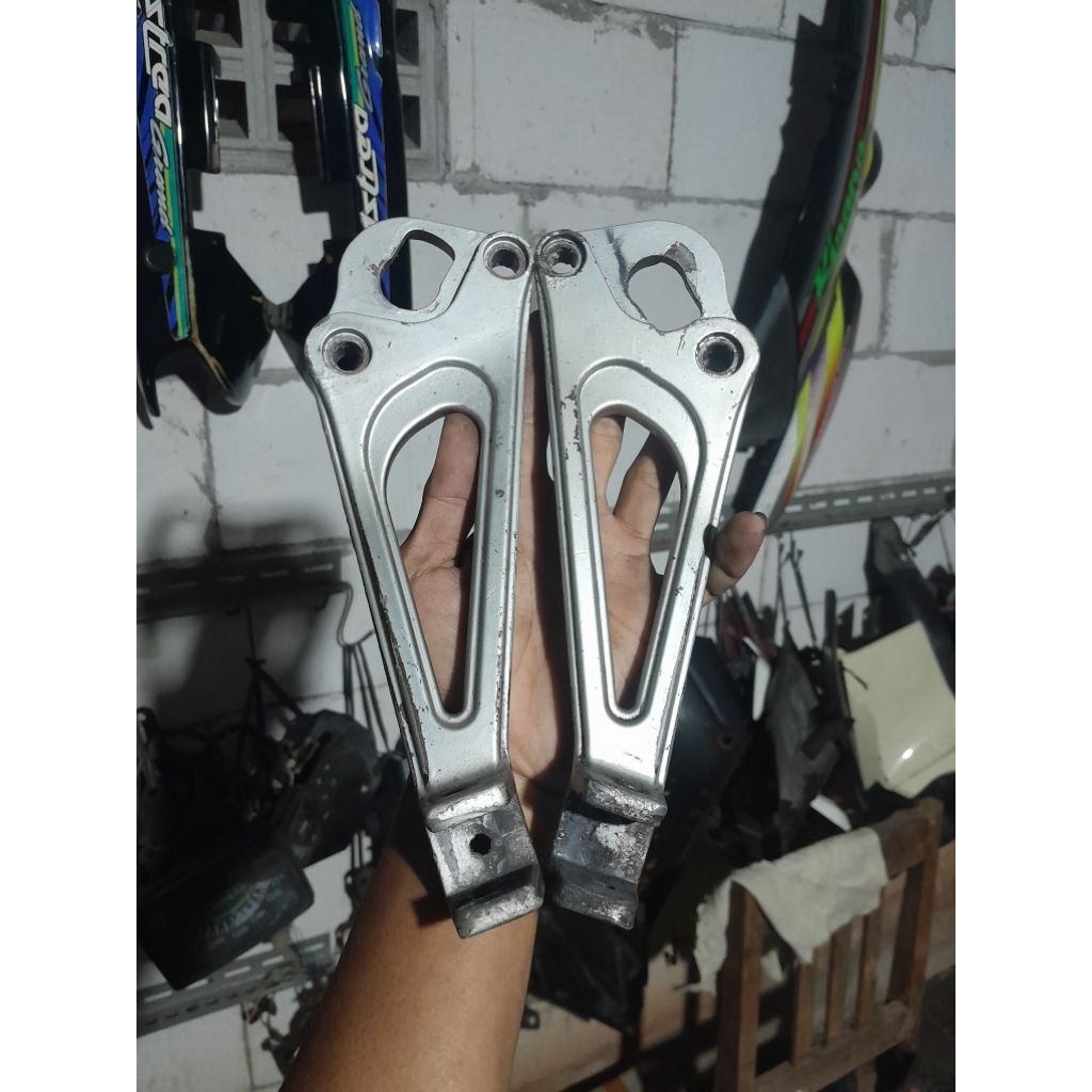 Postep belakang kawasaki ninja r ss original