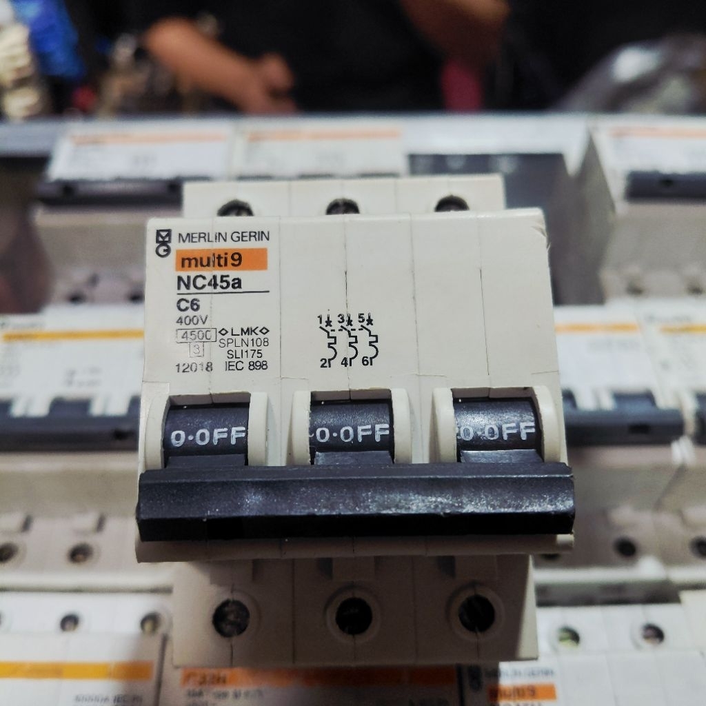 Mcb Merlin Gerin 3 PHase 3p 3Phase 3P