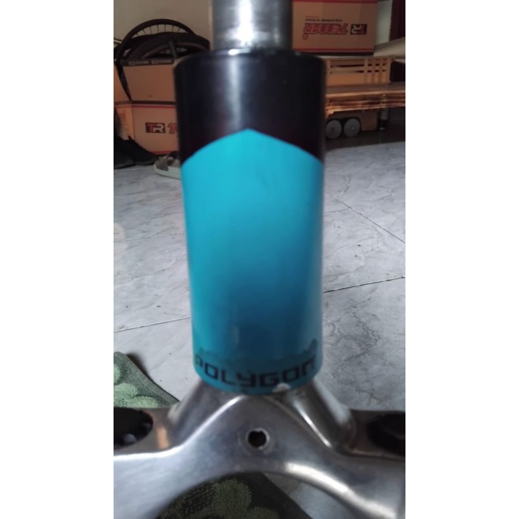 frem polygon razor biru