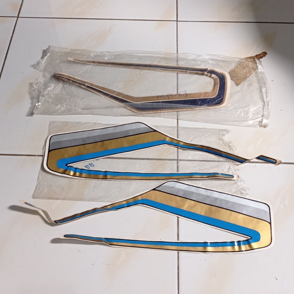 striping stiker lis tangki yamaha rxk rx k rxk135 rx 135 rxking 1983 1988 tua detail original