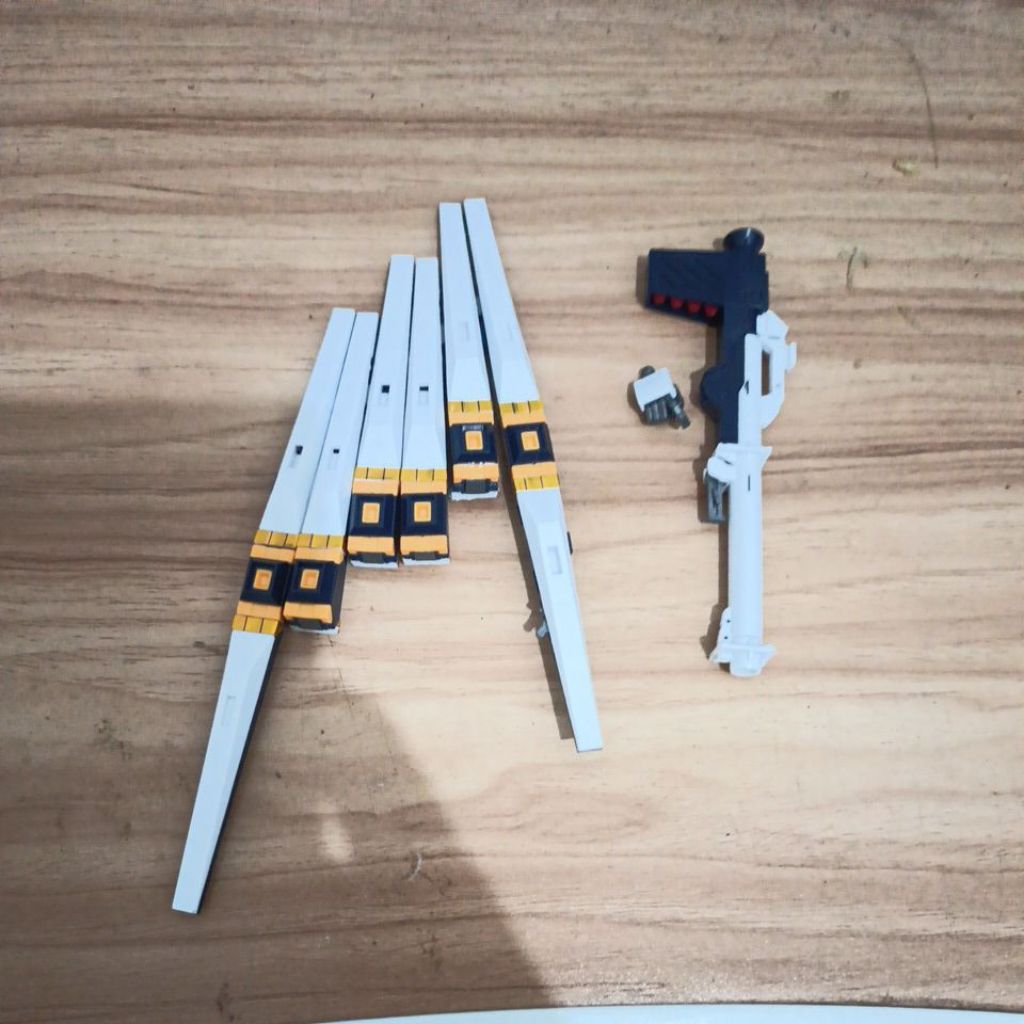 fin funnel eg/hg NU gundam Fin funnel+beam bazoka+option hand bootleg