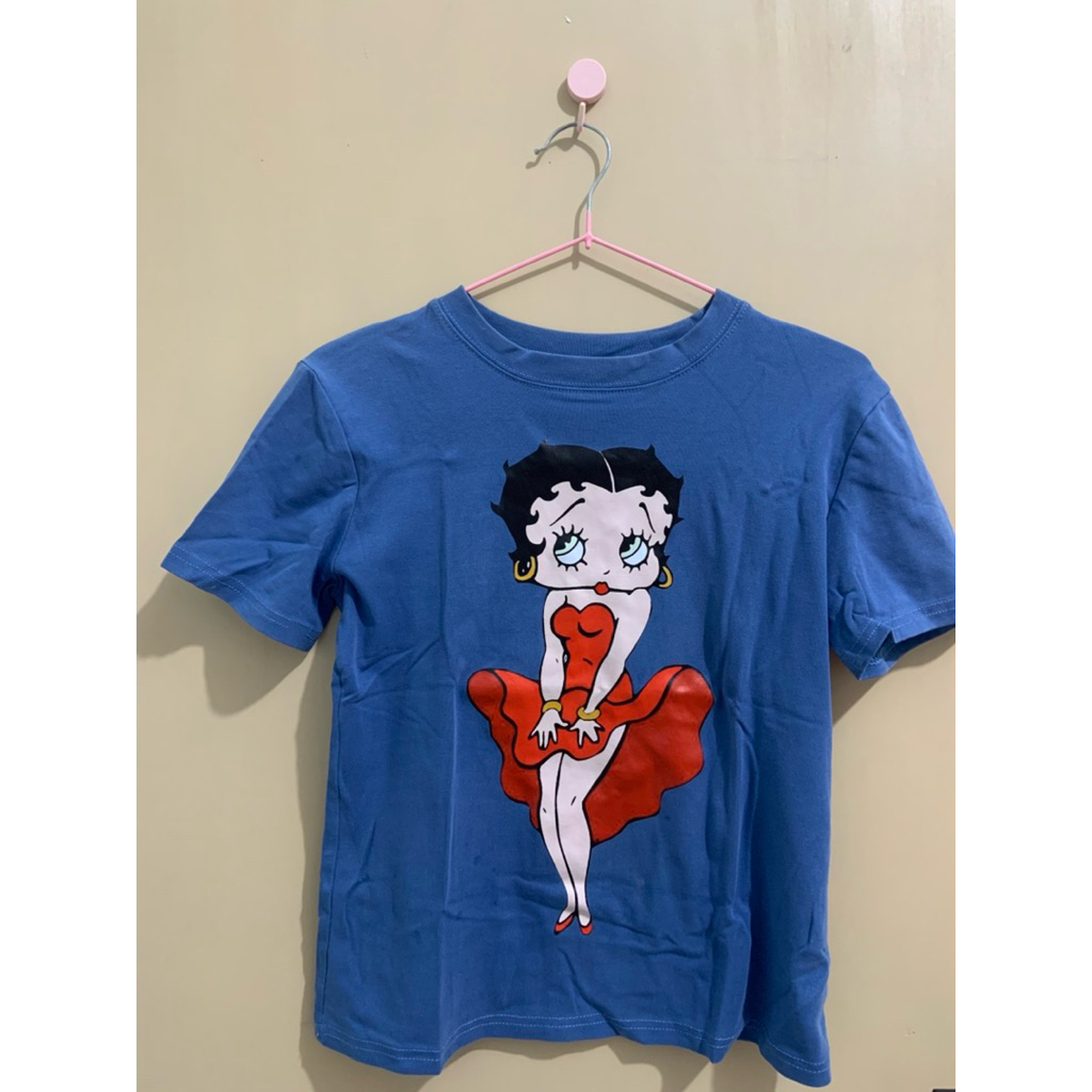 preloved kaos knit betty boop