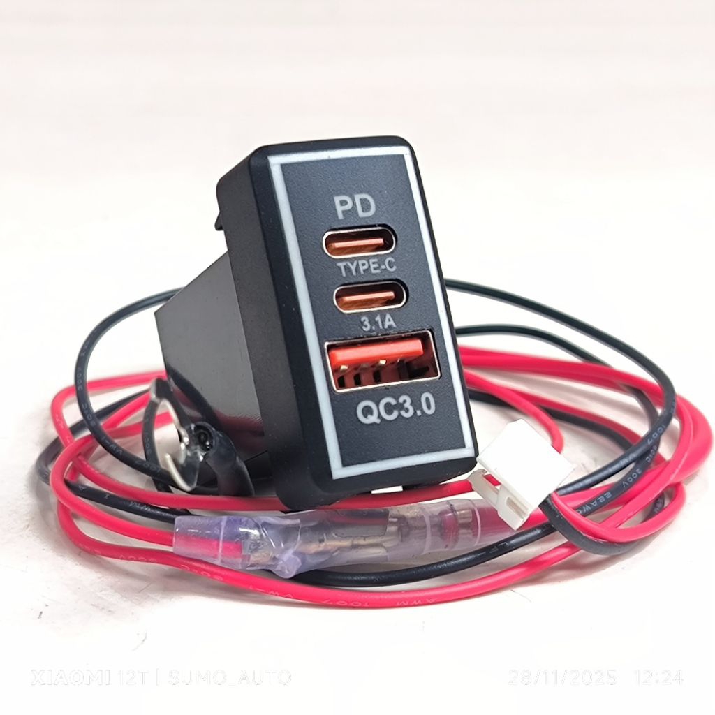 3 port usb car charger avanza xenia tahun 2004-2015 rush terios 2007-2015 casan hp mobil posisi di l