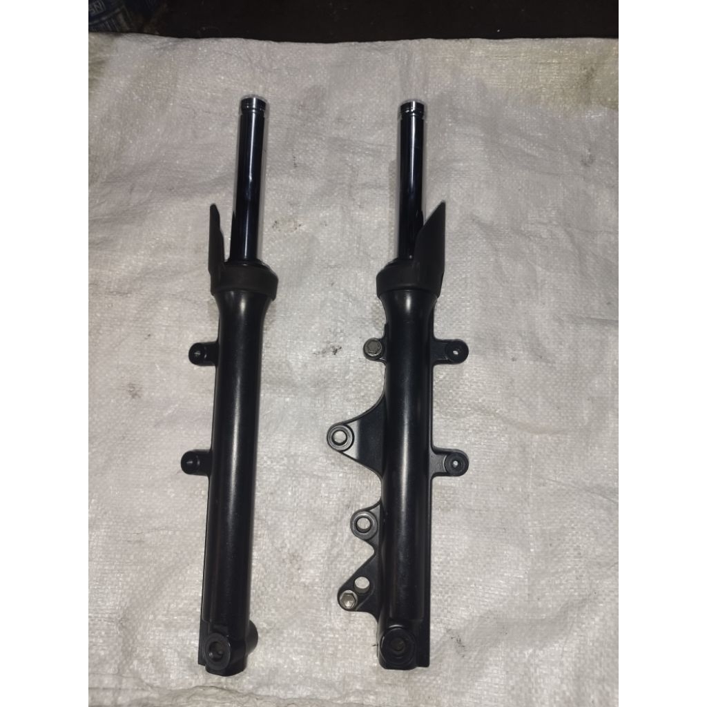 shock depan Yamaha AEROX NEW ABS 2022