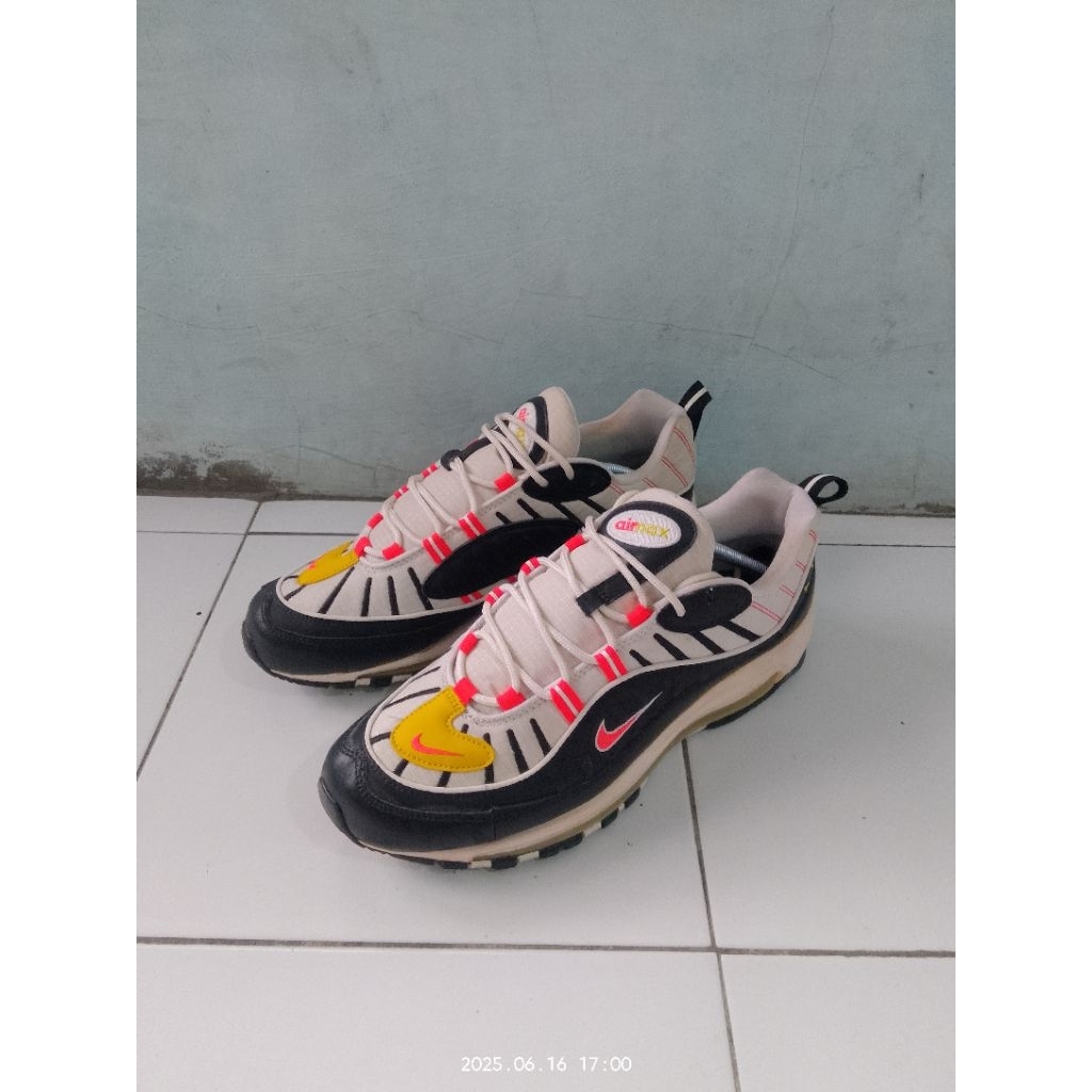 sepatu airmax 98 black bright crimson