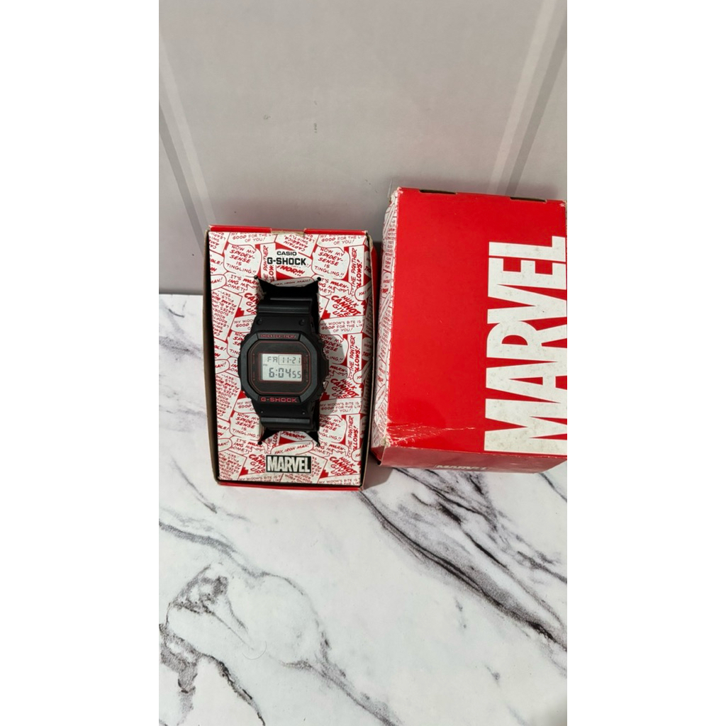 JAM TANGAN GSHOCK MARVEL DW-5600VT
