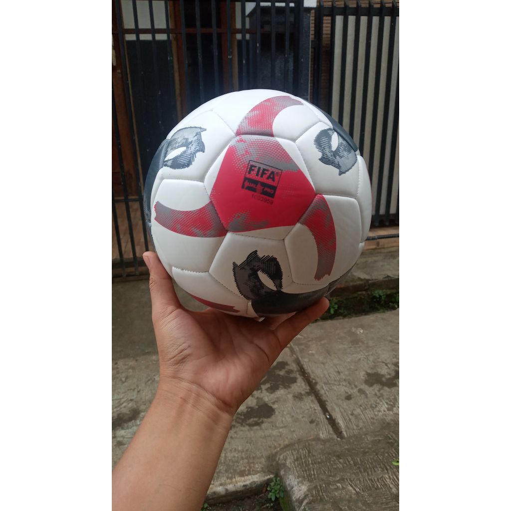 Bola Sepak Size 4 Liga 1 2025 .Bola sepak Original No 4 .Bola Sepak anak Lapangan besar