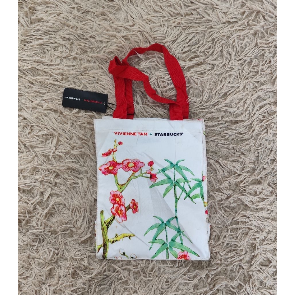 Totebag Starbucks x Vivienne Tam Official