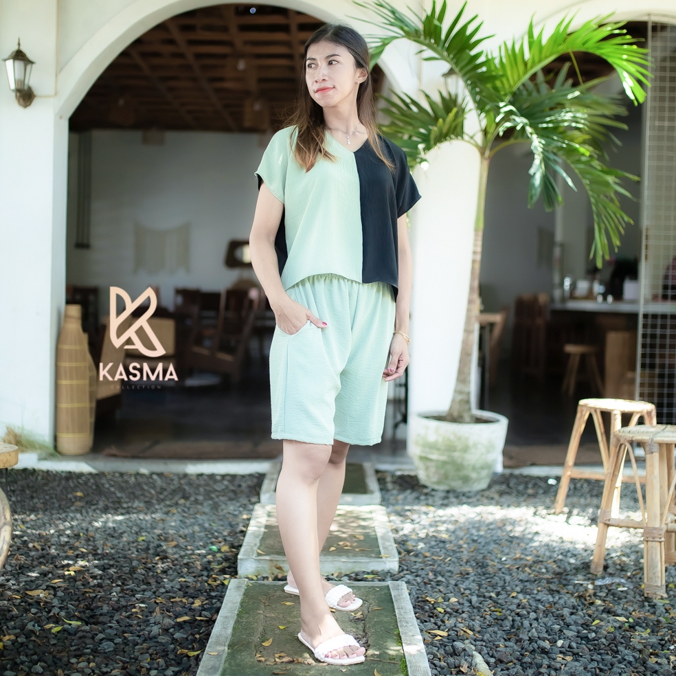 One Set Setelan Wanita Kekinian Crinkle Airflow Premium Celana Pendek Korean Style NAOMI