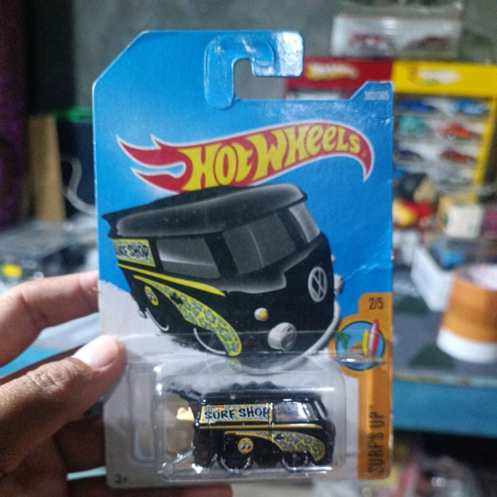 Hot wheels kool kombi surf shop black