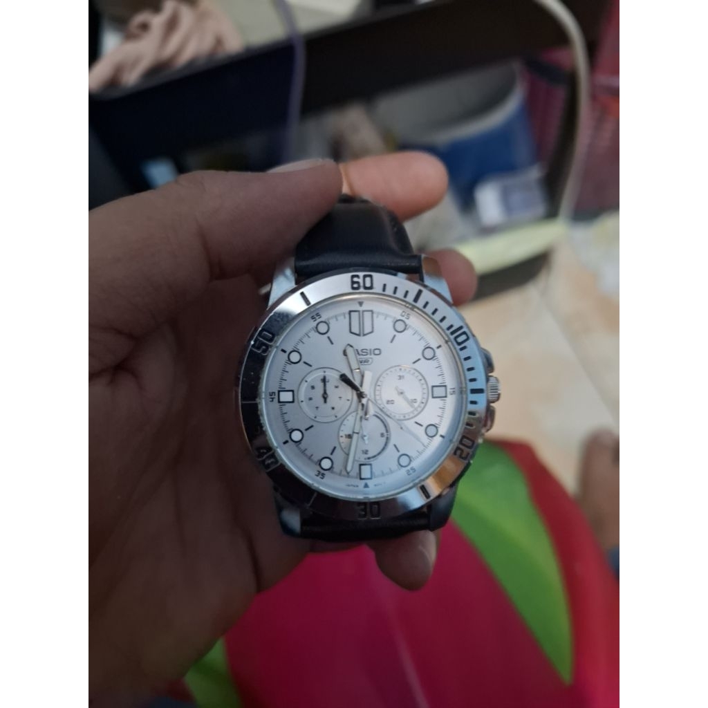 jam tangan pria. jam tangan second. jam tangan bekas pria. Priloved jam tangan. pr3loved jam