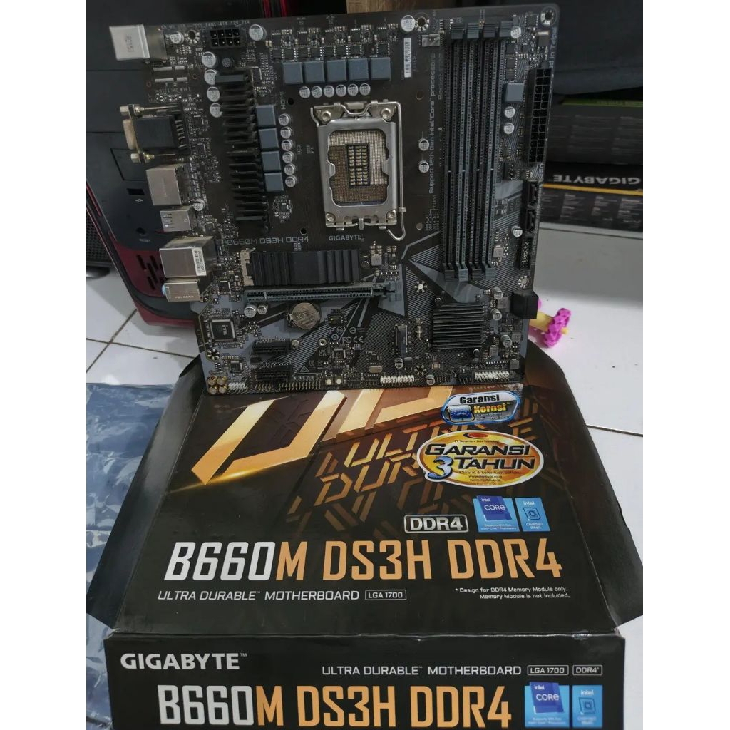 Motherboard lga 1700 gigabyte minus